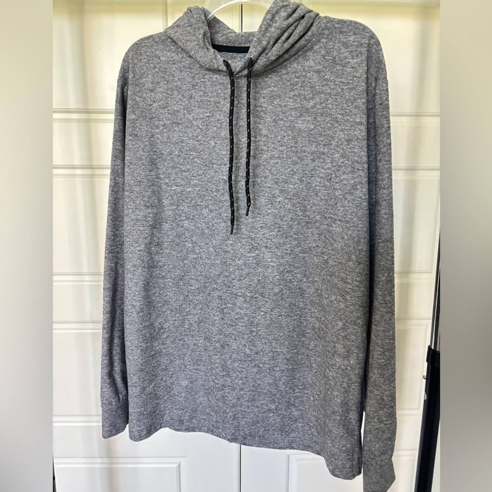 Company Eighty-One Men’s XL Gray Lightweight Hoodie - Like New